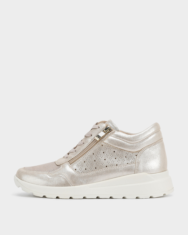 Кожаные кроссовки увеличенной полноты со съемной стелькой Memotion Wash