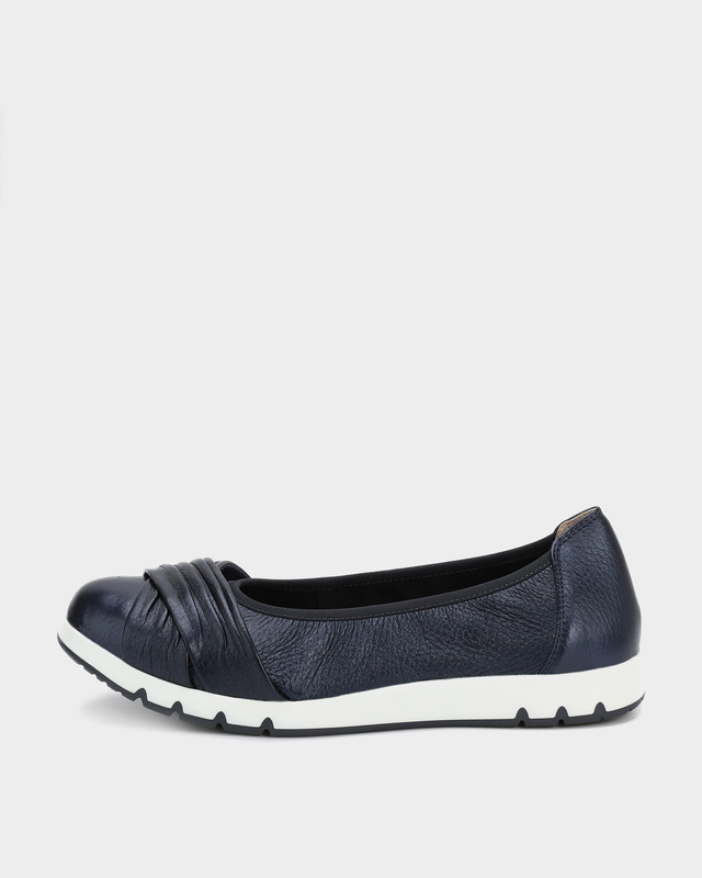 Балетки увеличенной полноты из бесподкладочной кожи оленя со съемной стелькой Memotion